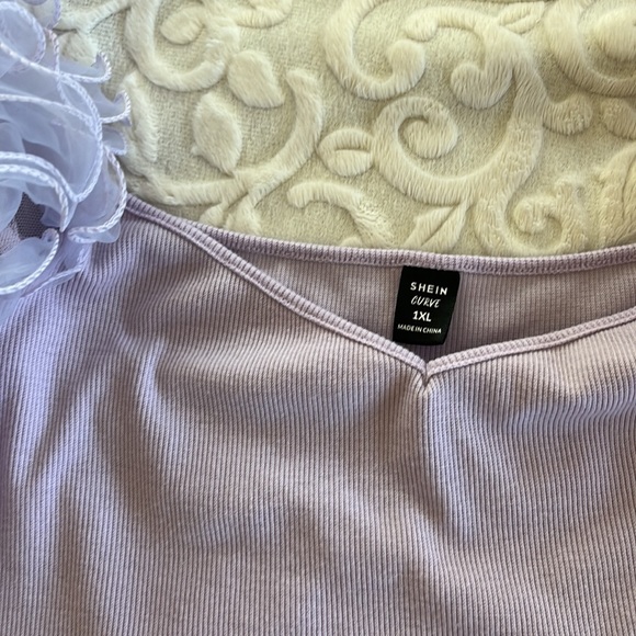 “Lavender haze” curve top - Picture 5 of 6